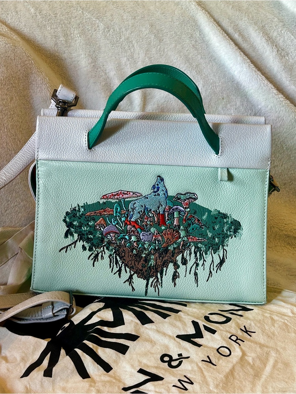 Min and Mon Woodlands Vali Crossbody Purse Bag